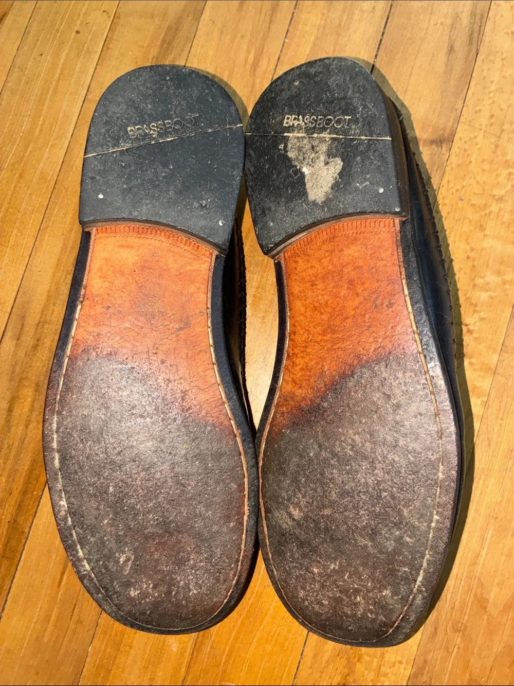 Men's Black Brassboot Leather Slip-On Loafers - size: 7.5